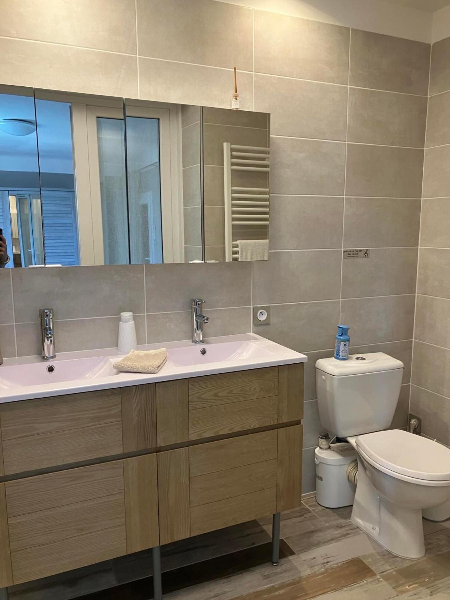 Histoire D'O - Les Piscines - Chambres D'Hotes Bezouce Ngoại thất bức ảnh