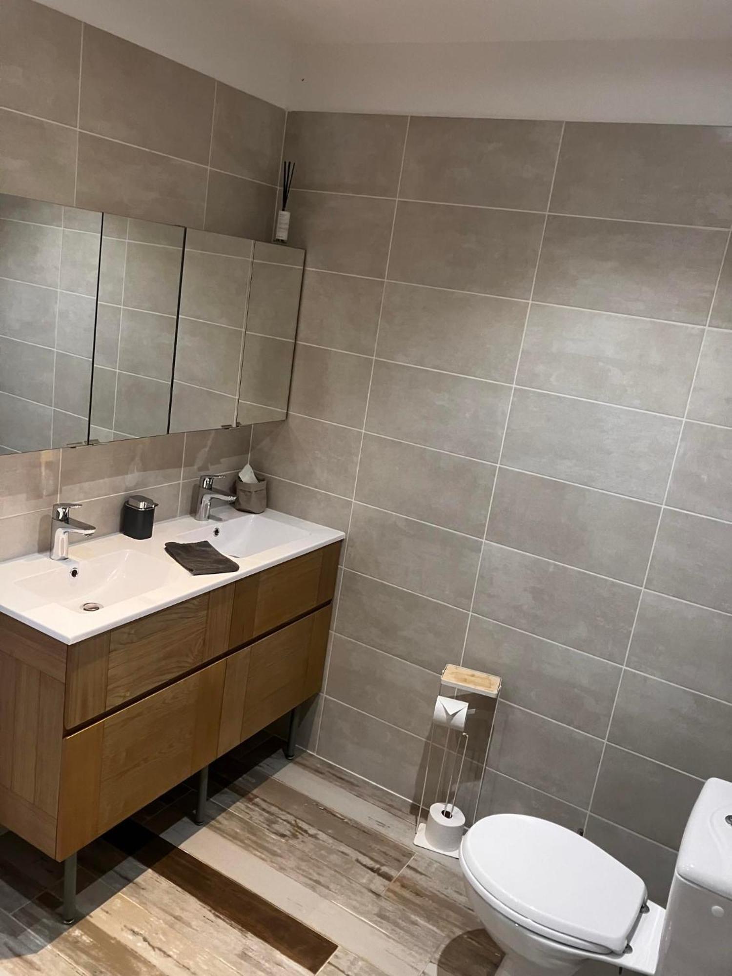 Histoire D'O - Les Piscines - Chambres D'Hotes Bezouce Ngoại thất bức ảnh